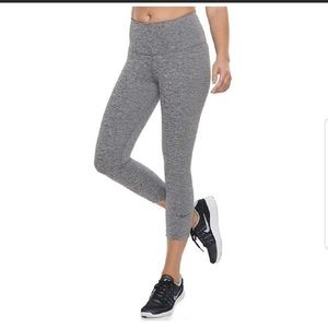 NWOT Nike power sculpt victory leggings